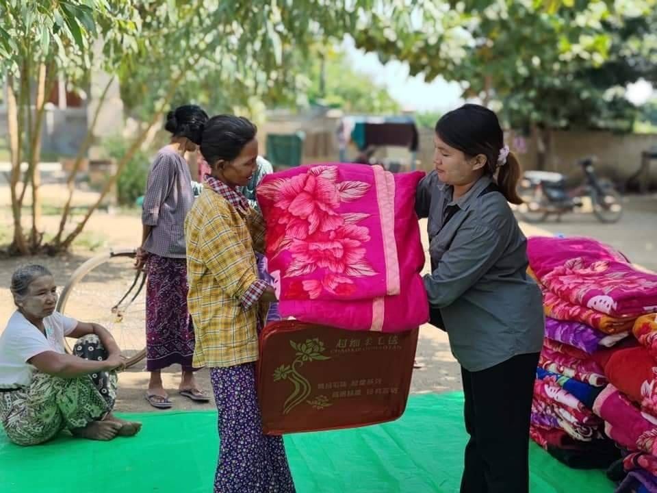 Donating Blankets for Internally Displaced Peoples in Magway Region 10 October 2023